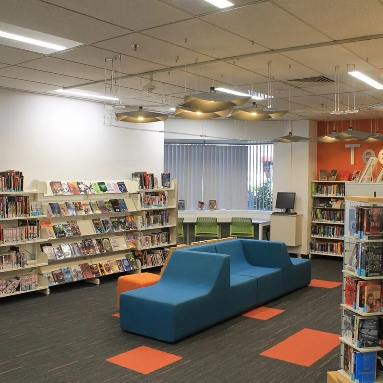 Takapuna Library